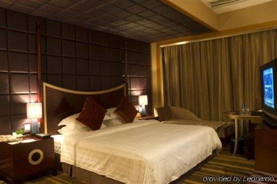 Sprot-Life Garden Hotel Wuhan Zimmer foto
