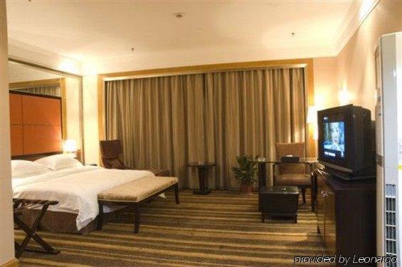 Sprot-Life Garden Hotel Wuhan Zimmer foto